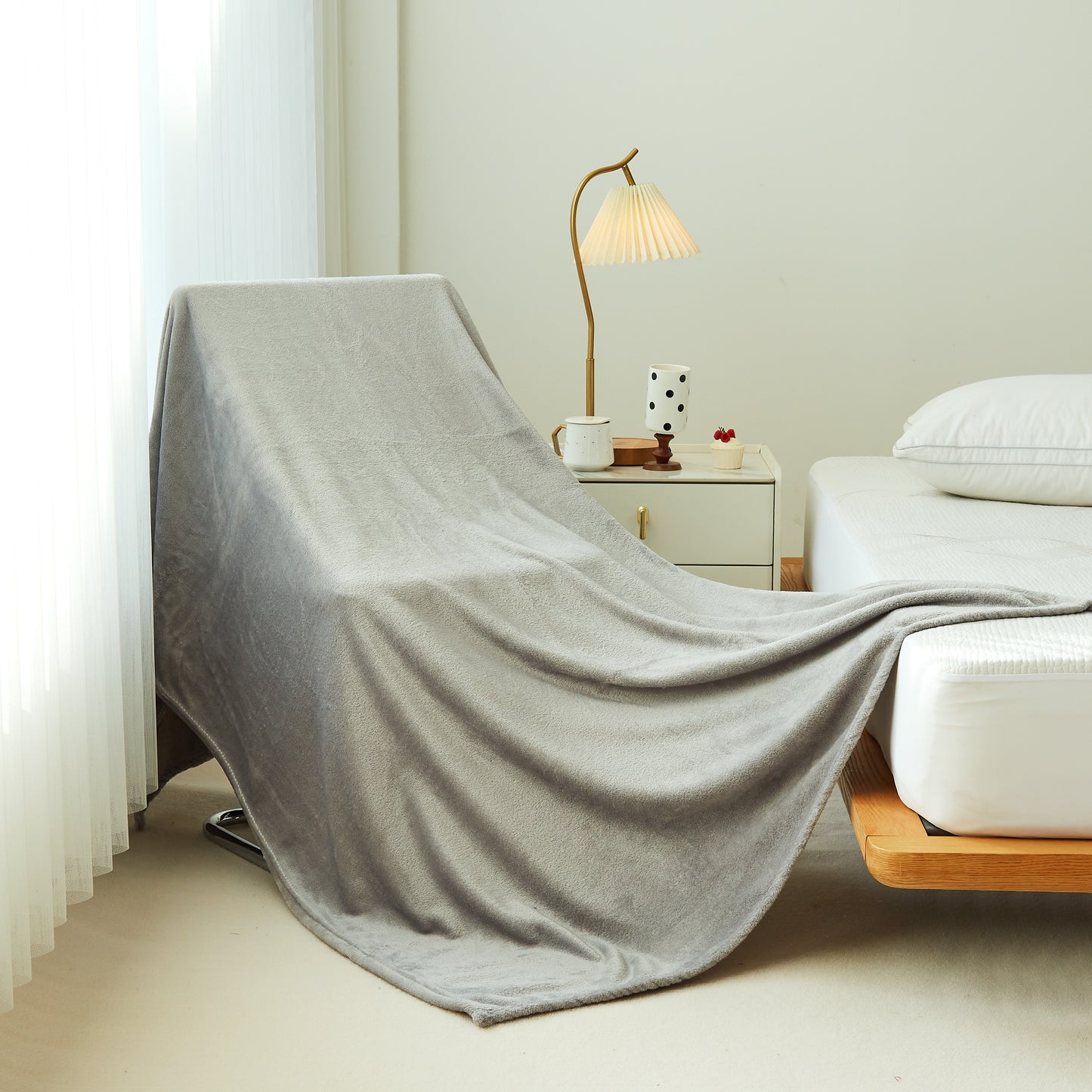 珊瑚绒毛毯 BLANKET