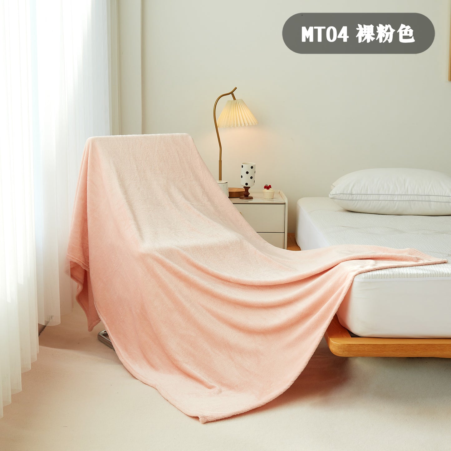 珊瑚绒毛毯 BLANKET