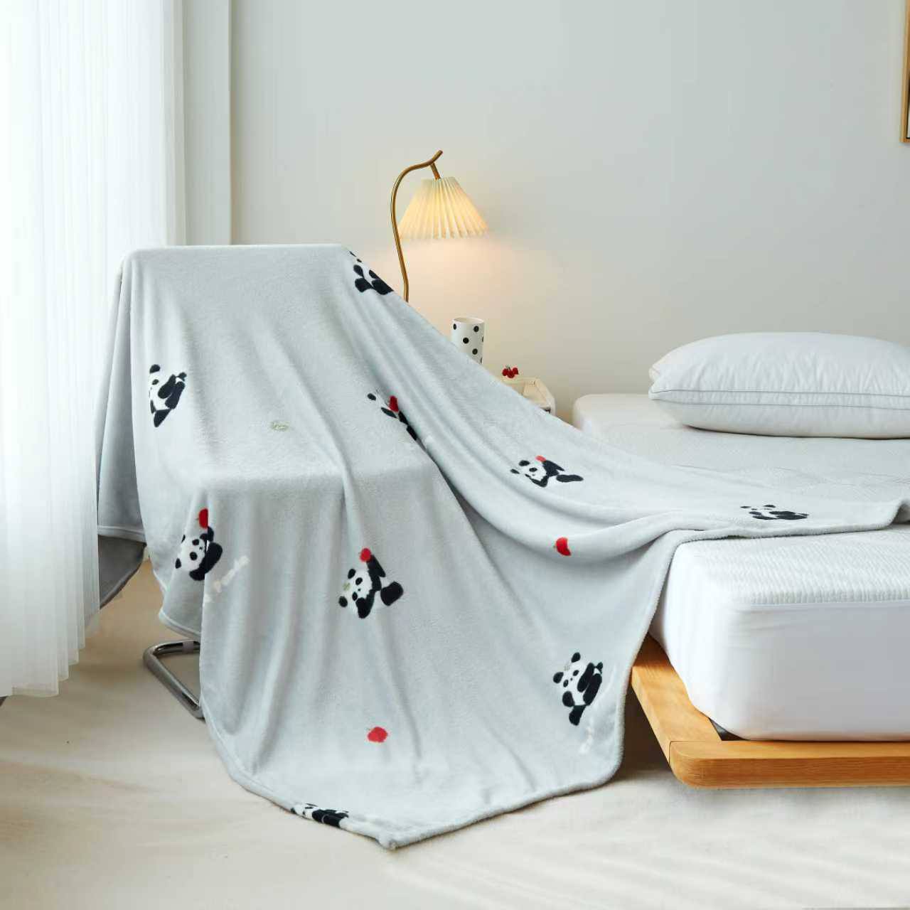 珊瑚绒毛毯 BLANKET